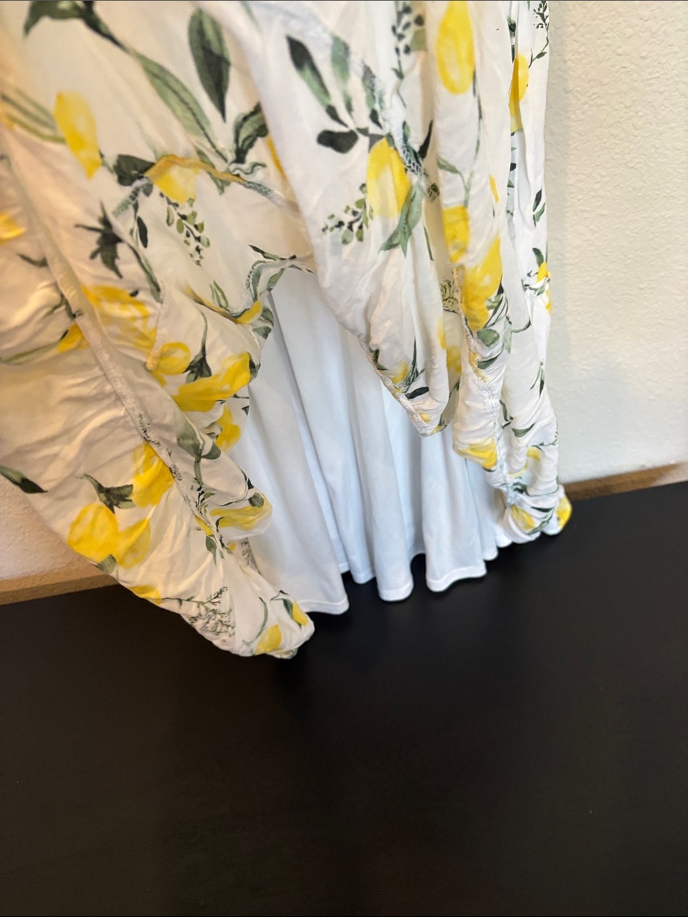 torrid 1X White Lemon-Print Midi Dress - Picture 5 of 7